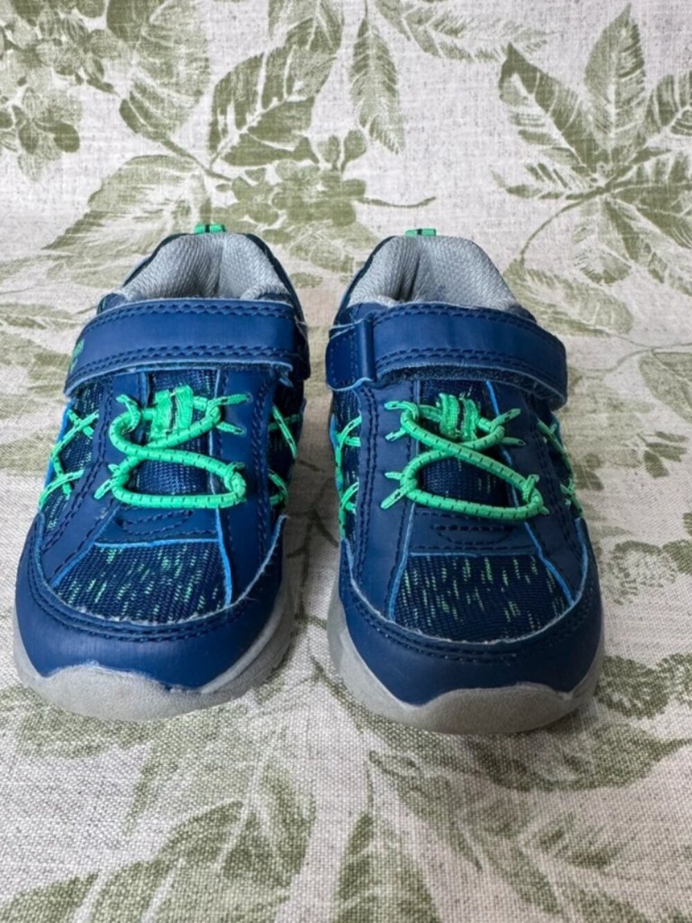 Osh Kosh Boys Toddler Shoes Size 7